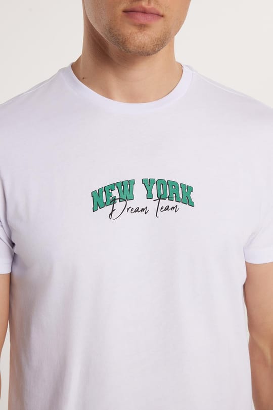 Erkek Slim Fit Dar Kesim %100 Pamuk Yumuşak Dokulu Baskılı Beyaz Bisiklet Yaka Tişört
