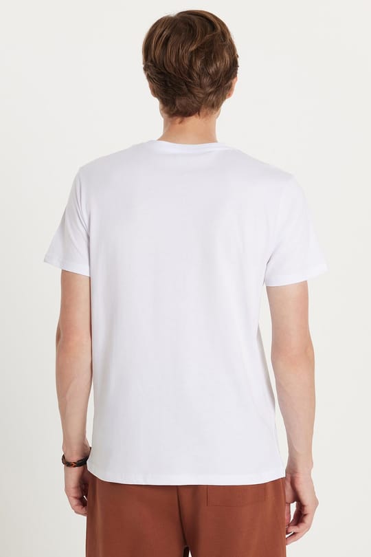 Erkek Slim Fit Dar Kesim %100 Pamuk Yumuşak Dokulu Baskılı Beyaz Bisiklet Yaka Tişört