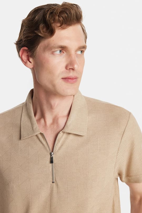 Erkek Slim Fit Dar Kesim Viskon Fermuarlı Polo Yaka Bej Tişört
