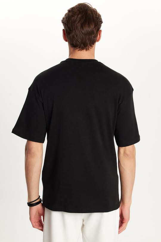 Erkek Slim Fit Dar Kesim Pamuklu Baskılı Siyah Bisiklet Yaka Tişört