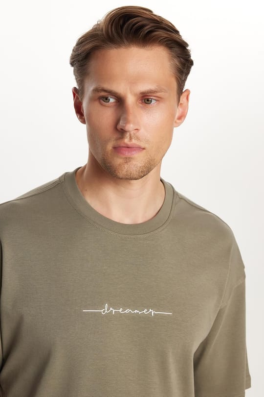 Erkek Slim Fit Dar Kesim Pamuklu Baskılı Haki Bisiklet Yaka Tişört