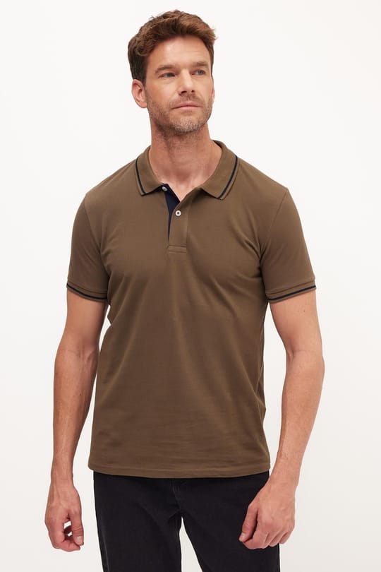 Erkek Slim Fit Dar Kesim %100 Pamuk Yumuşak Dokulu Serin Tutan Kumaş Pike Kahverengi Polo Yaka Tişört