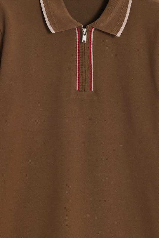 Erkek Slim Fit Dar Kesim %100 Pamuk Kısa Kollu Yarım Fermuarlı Vizon Polo Yaka Tişört