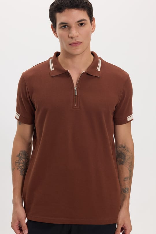 Erkek Slim Fit Dar Kesim %100 Pamuk Kısa Kollu Fermuarlı Kahverengi Polo Yaka Tişört