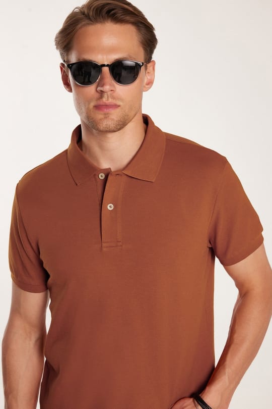 Erkek Slim Fit Dar Kesim Premium Seri %100 Pamuk Yumuşak Dokulu Merserize Kahverengi Polo Yaka Tişört 