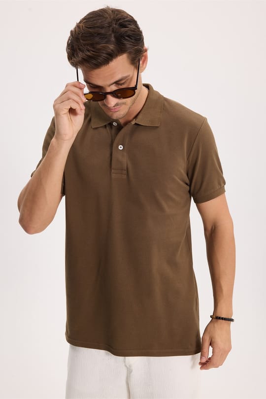 Erkek Slim Fit Dar Kesim %100 Pamuk Kısa Kollu Polo Yaka Kahverengi Tişört