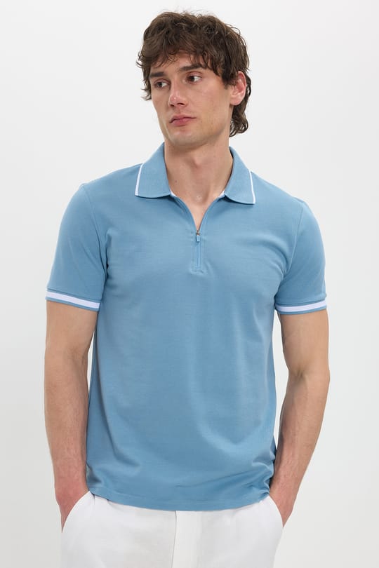 Erkek Slim Fit Dar Kesim %100 Pamuk Jakarlı Düz Yaka ve Kol Detaylı Mavi Polo Yaka Tişört