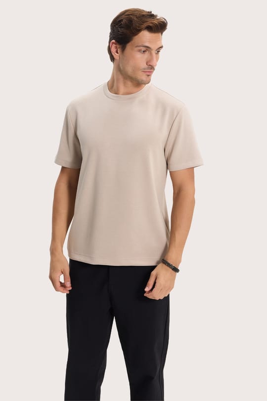 Erkek Regular Fit Rahat Kesim Ekstra Soft Modal Kumaş Bisiklet Yaka Kısa Kollu Bej Tişört