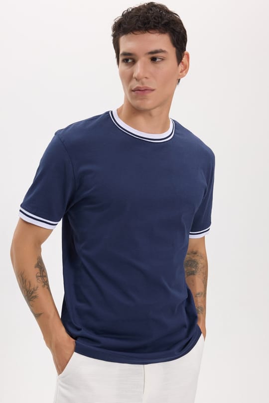 Erkek Regular Fit Rahat Kesim Bisiklet Yaka %100 Pamuk Lacivert Tişört 