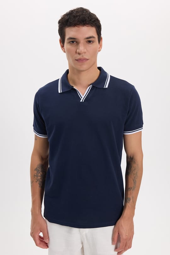 Erkek Slim Fit Dar Kesim %100 Pamuklu Çizgili Detaylı V Yaka Lacivert Polo Yaka Tişört