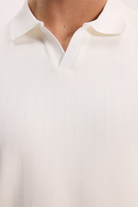 Erkek Slim Fit Dar Kesim Pamuklu Kısa Kollu Çizgili Ekru Polo V Yaka Tişört
