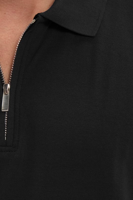 Erkek Standart Fit Normal Kesim Pamuklu Uzun Kollu Fermuarlı Siyah Polo Yaka Tişört