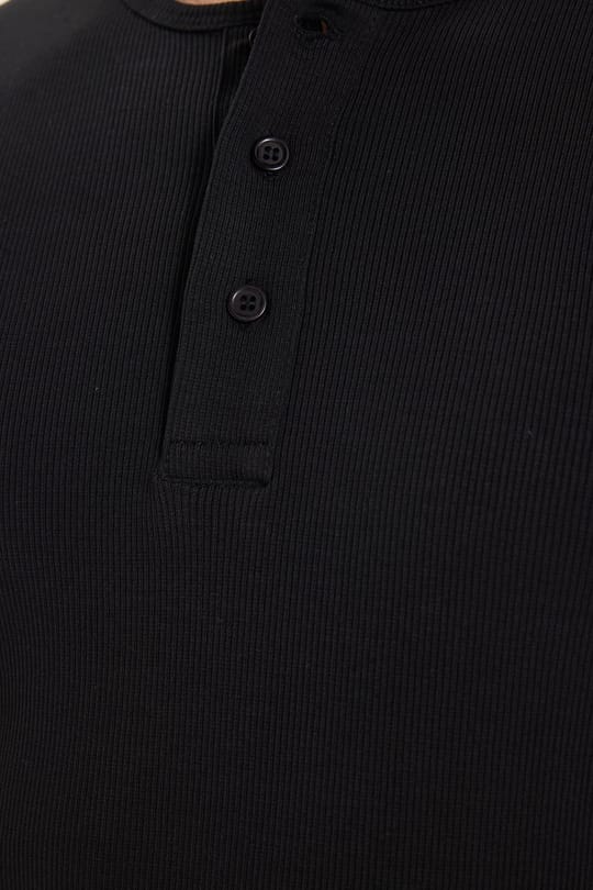 Erkek Standart Fit Normal Kesim Uzun Kollu Pamuklu Siyah Düğmeli Henley Yaka Sweatshirt