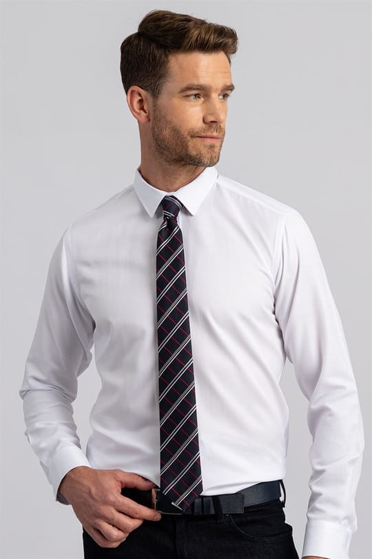 Modern Slim Fit Uzun Kollu Pamuklu Kolay Ütü Armürlü Erkek Beyaz Gömlek