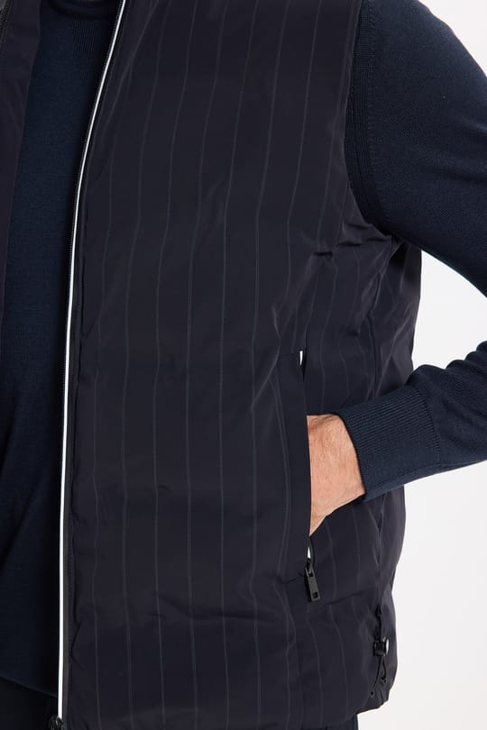 Erkek Standart Fit Normal Kesim Sıfır Kol Çift Cepli Fermuarlı Sıcak Tutan Şişme Lacivert Yelek