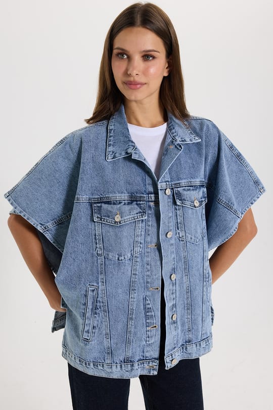 Kadın Oversize Geniş Kesim %100 Pamuk Panço Kol Yan Düğme Detaylı Mavi Denim Yelek