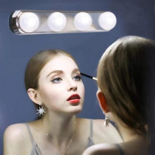 BUFFER® Kablosuz Parlak Banyo Stüdyo Makyaj Aynası Işığı Pilli Vantuzlu  Taşınabilir 4 Led Ampul