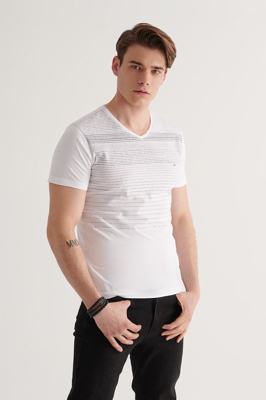 Beyaz V Yaka Degrade Çizgili T-Shirt A11Y1106-05 - AVVA