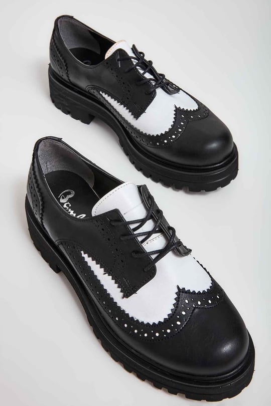 Siyah Beyaz Kadın Oxford Ayakkabı M0538011309