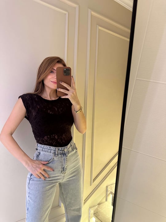 Acı Kahve Kısa Kol Güpür Bluz