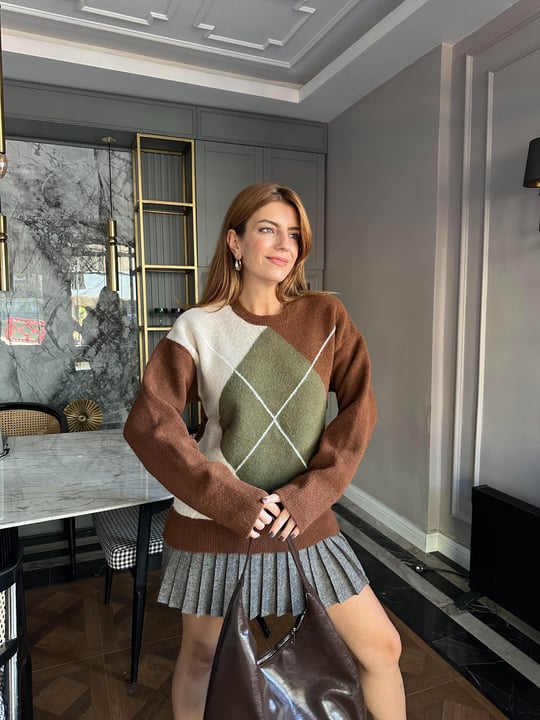 Acı Kahve Yumoş Baklava Desen Triko Kazak