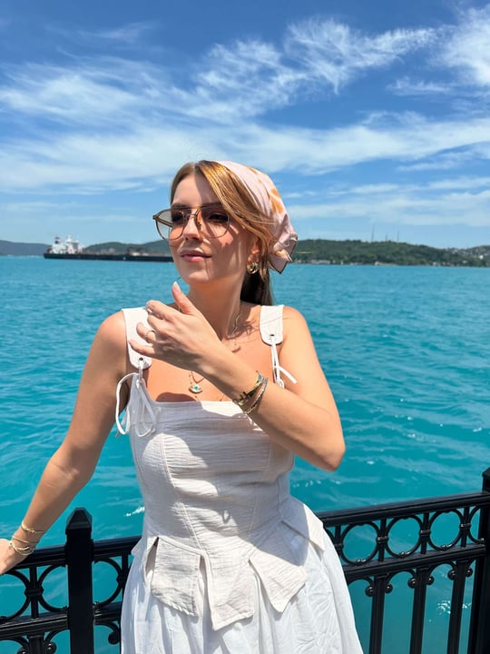 Bej Askılı Keten Korse Bluz