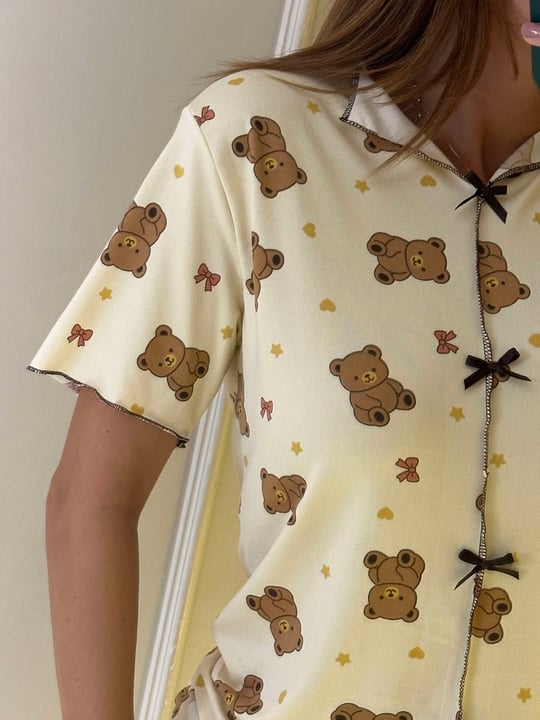 Kadın Fiyonklu Ayıcık Desen Şortlu Pijama Takım