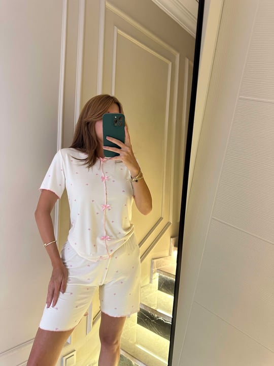 Kadın Fiyonklu Pembe Kalp Desen Şortlu Pijama Takım