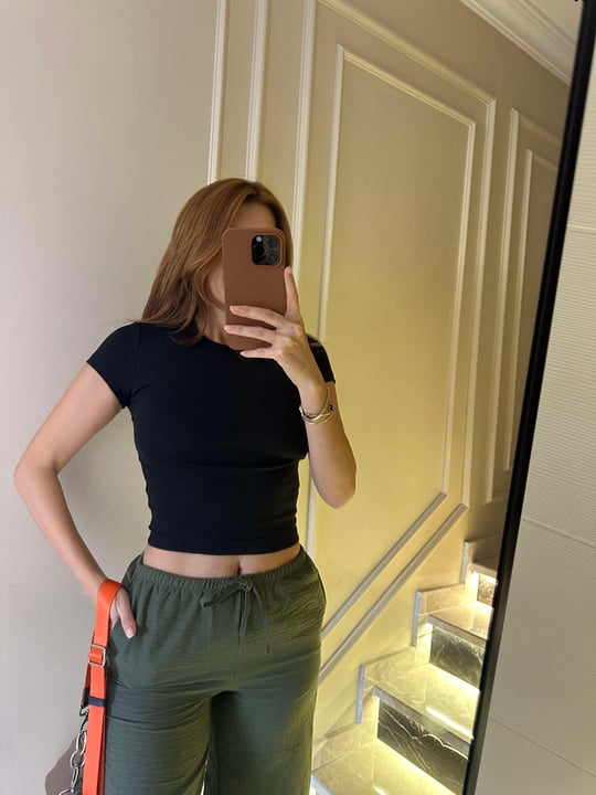 Siyah Bisiklet Yaka Crop