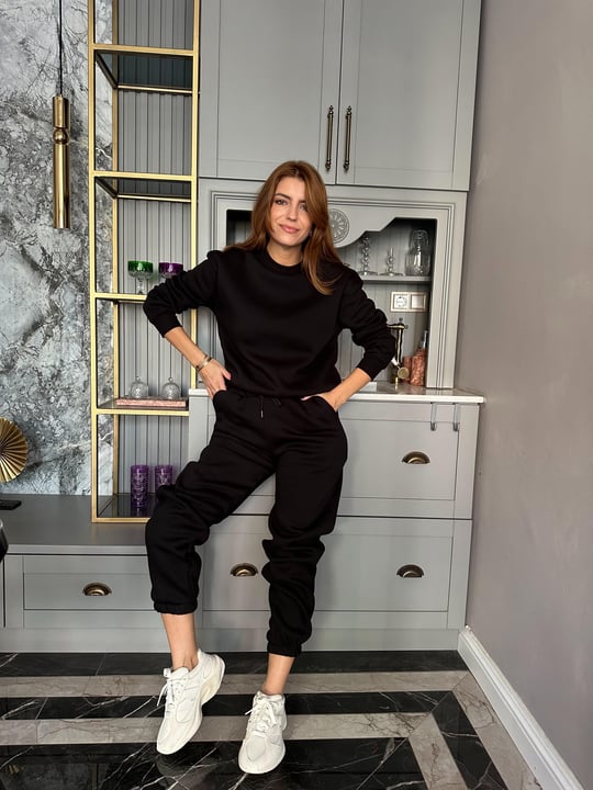 Siyah Bisiklet Yaka Üç İplik Takım