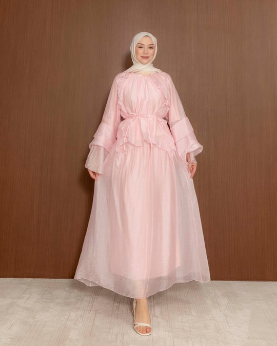 Fırfır Detaylı Pembe Etekli Takım
