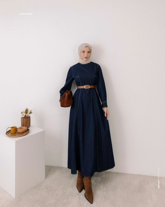 Kemerli Lacivert Denim Elbise