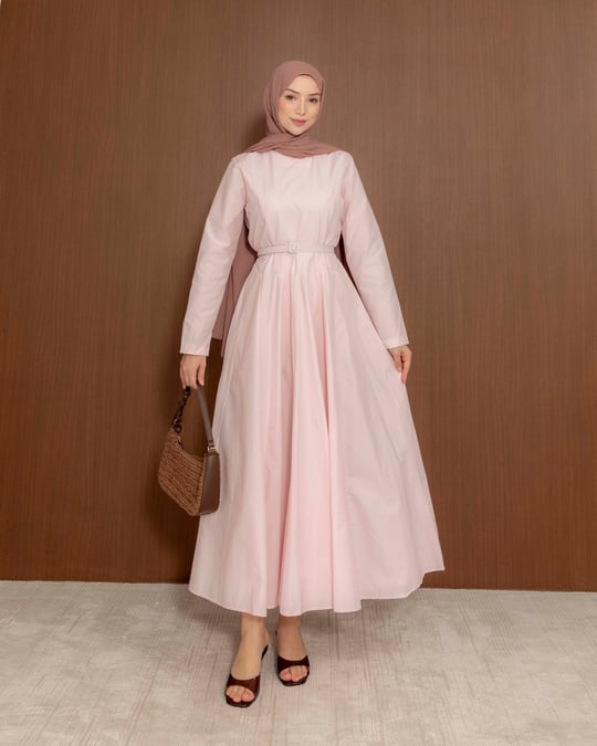 Kemerli Pembe Elbise