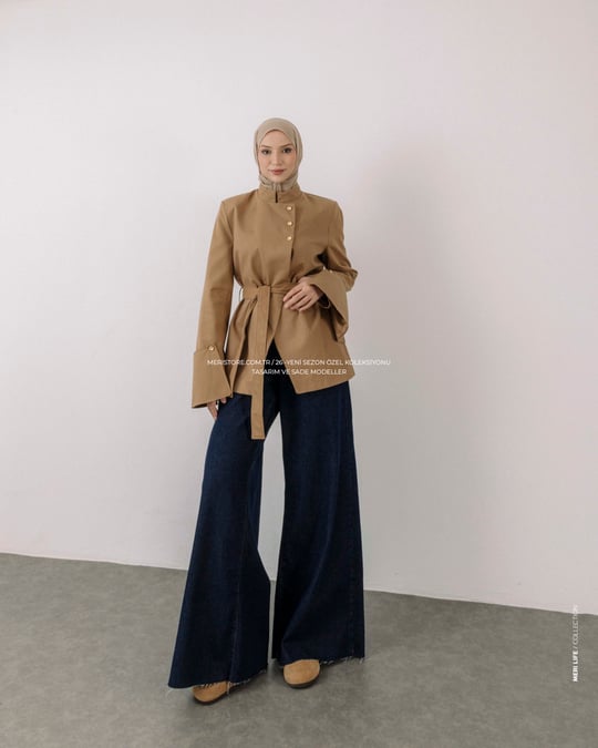 Kruvaze Volanlı Camel Ceket