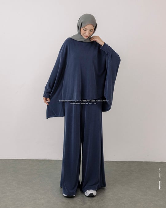Pantolonlu Lacivert Pike Takım