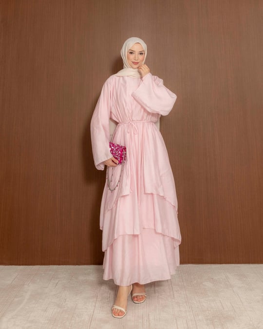 Saçaklı Pembe Elbise