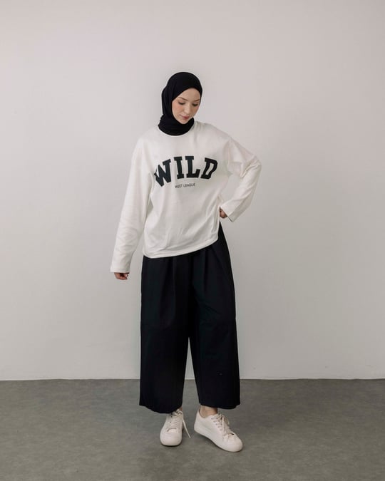 Siyah Baskılı Sweat