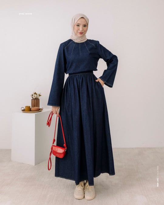 Yakası Dikiş Detaylı Lacivert Denim Takım