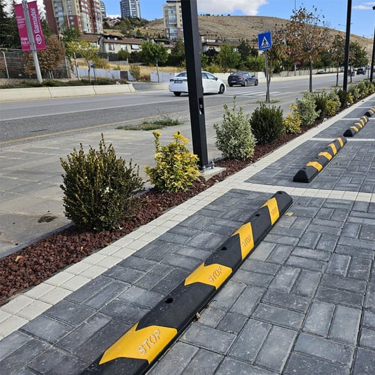 Plastik Oto Park Araç Stoperi 190 cm Siyah-Sarı