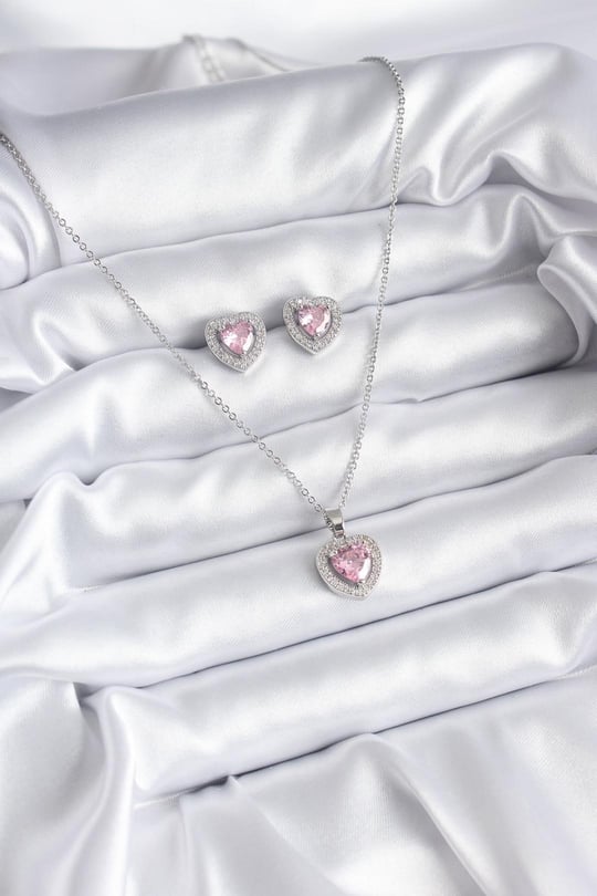 316L Çelik Zincir Gümüş Renk Pembe Zirkon Taşlı Kalp Model Kadın Kolye Küpe Seti