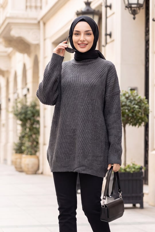 Womens Crew-Neck Patterned Relaxed Knit Tunic - Charcoal