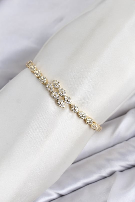 CM Damla Model Zirkon Taşlı VIP Seri Gold Renk Pirinç Kadın Bileklik