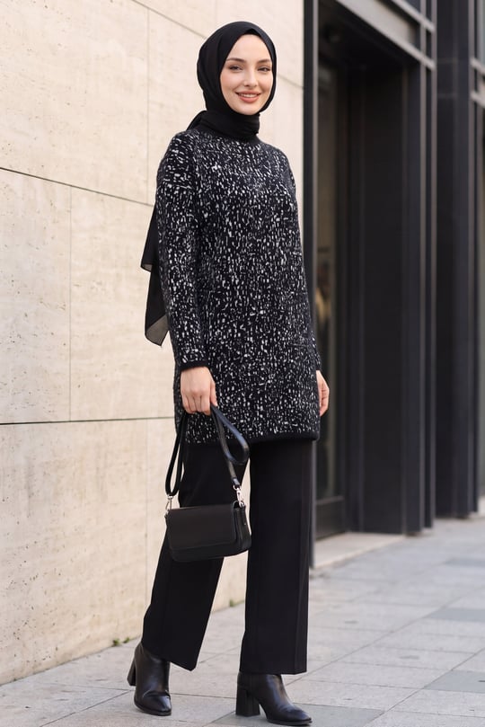 Dik Yaka Desenli Yumoş Triko Tunik  -Siyah