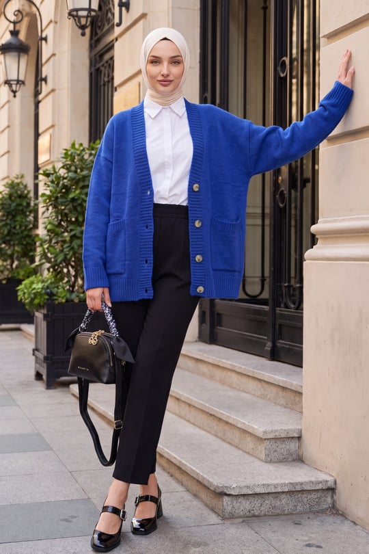 Womens Button-Front Two-Pocket Relaxed Knit Cardigan - Royal Blue
