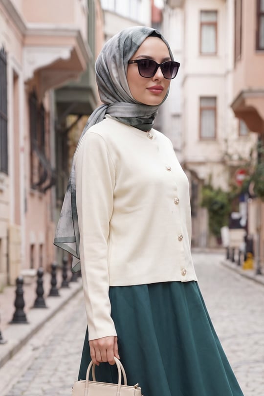 Womens Button-Front Round-Neck Knit Cardigan - Cream