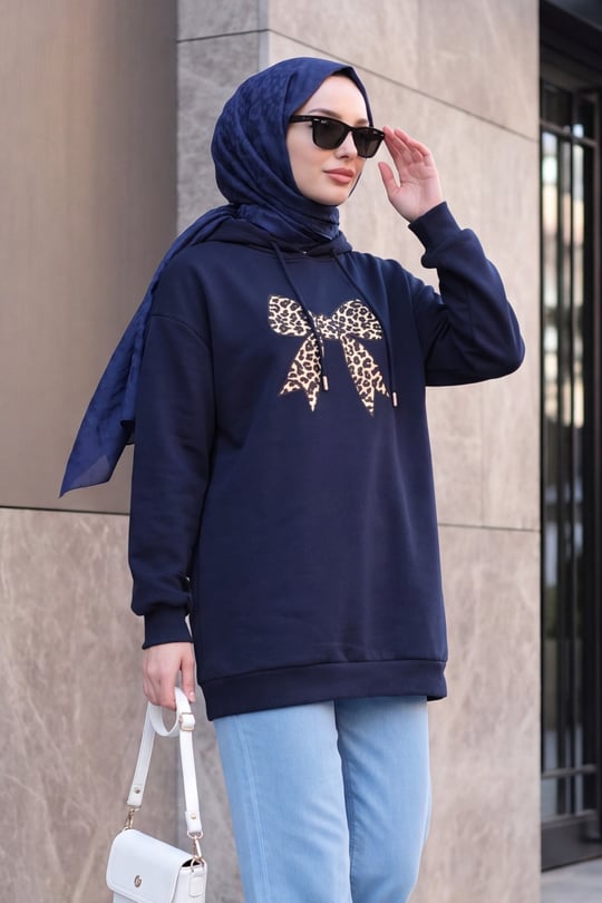Fiyonk Detaylı Kapşonlu Penye Sweat   -Lacivert