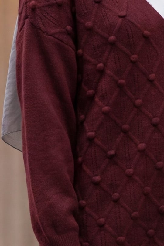 Womens Textured Pom-Pom Detail Button-Front Knit Cardigan - Burgundy