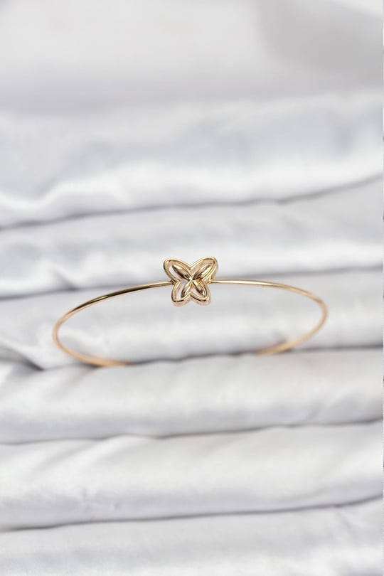 Kelebek Model Gold Renk Bileklik