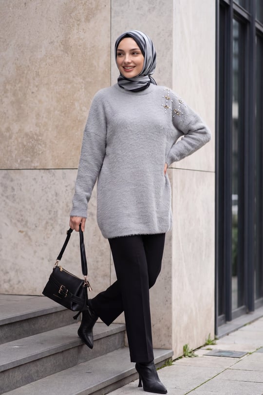 Omuzu Taş Detaylı Yumoş Triko Tunik -Gri