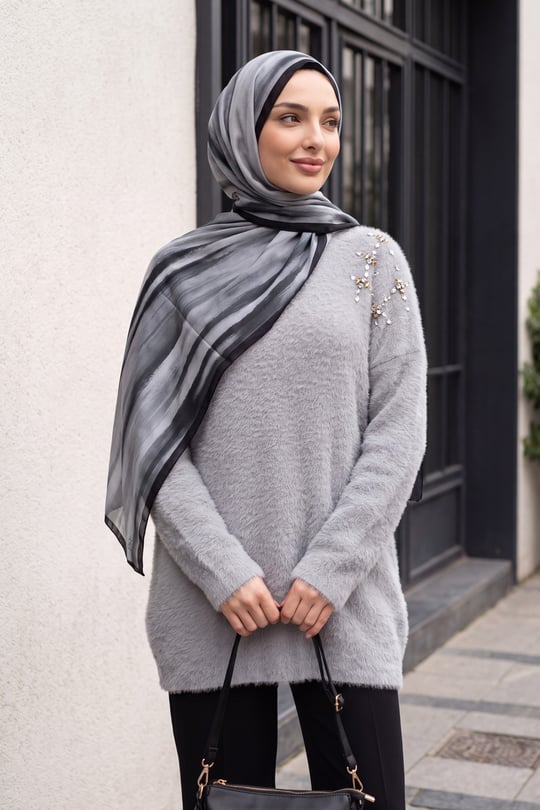 Omuzu Taş Detaylı Yumoş Triko Tunik -Gri